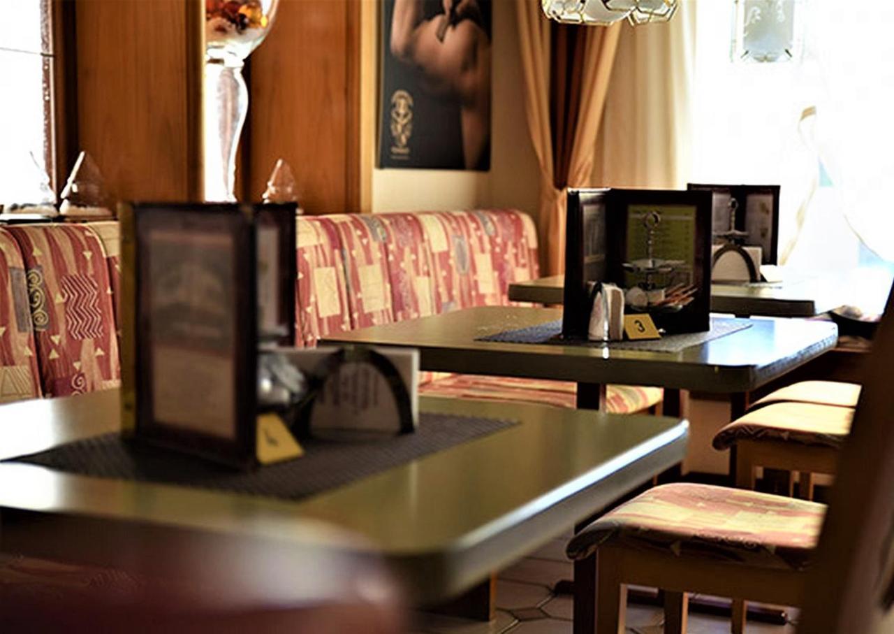 Hotel Conditorei Cafe Baier Schoemberg  Extérieur photo